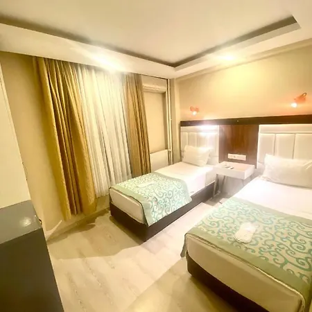 Hotel Lara